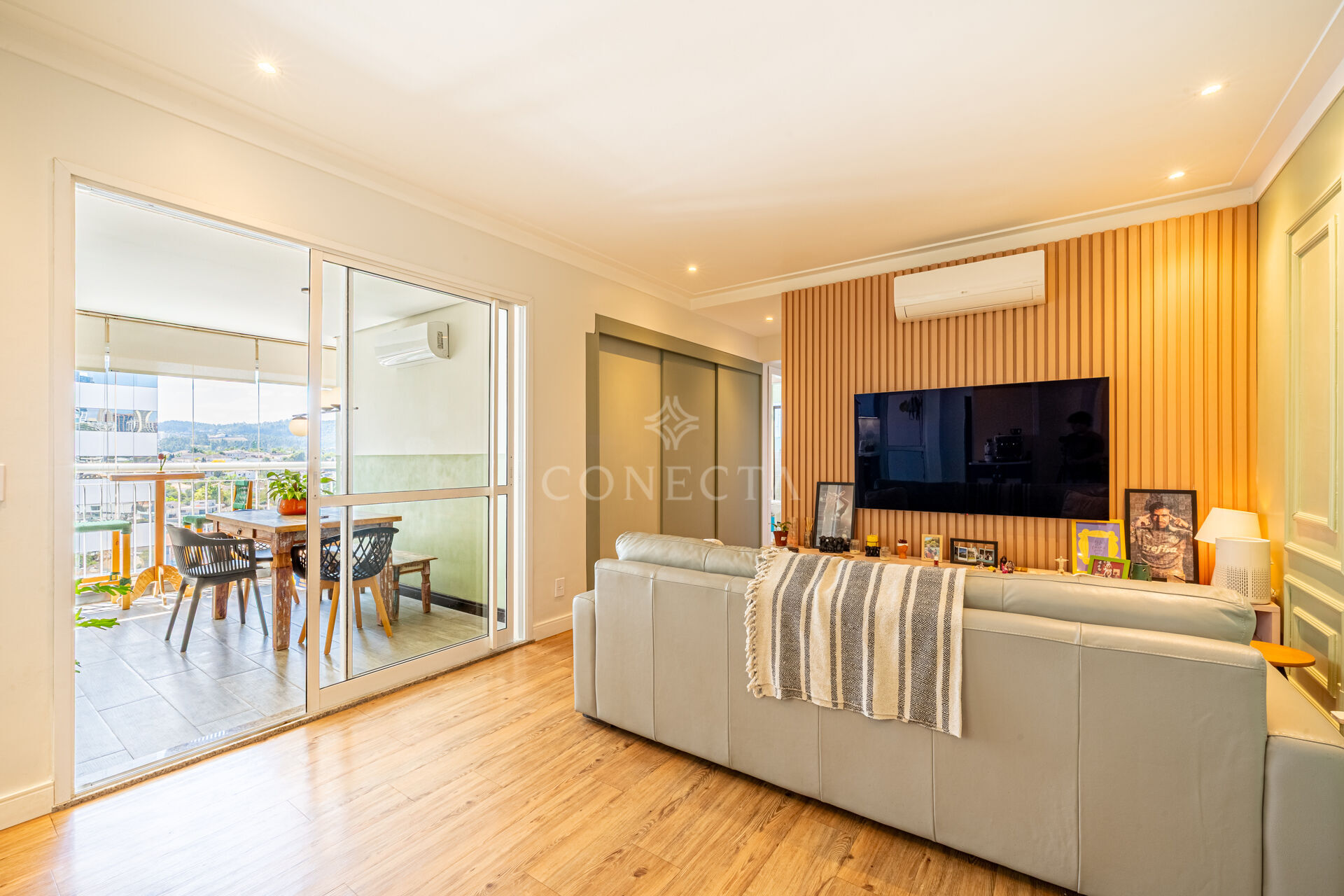 Apartamento, 2 quartos, 107 m² - Foto 1