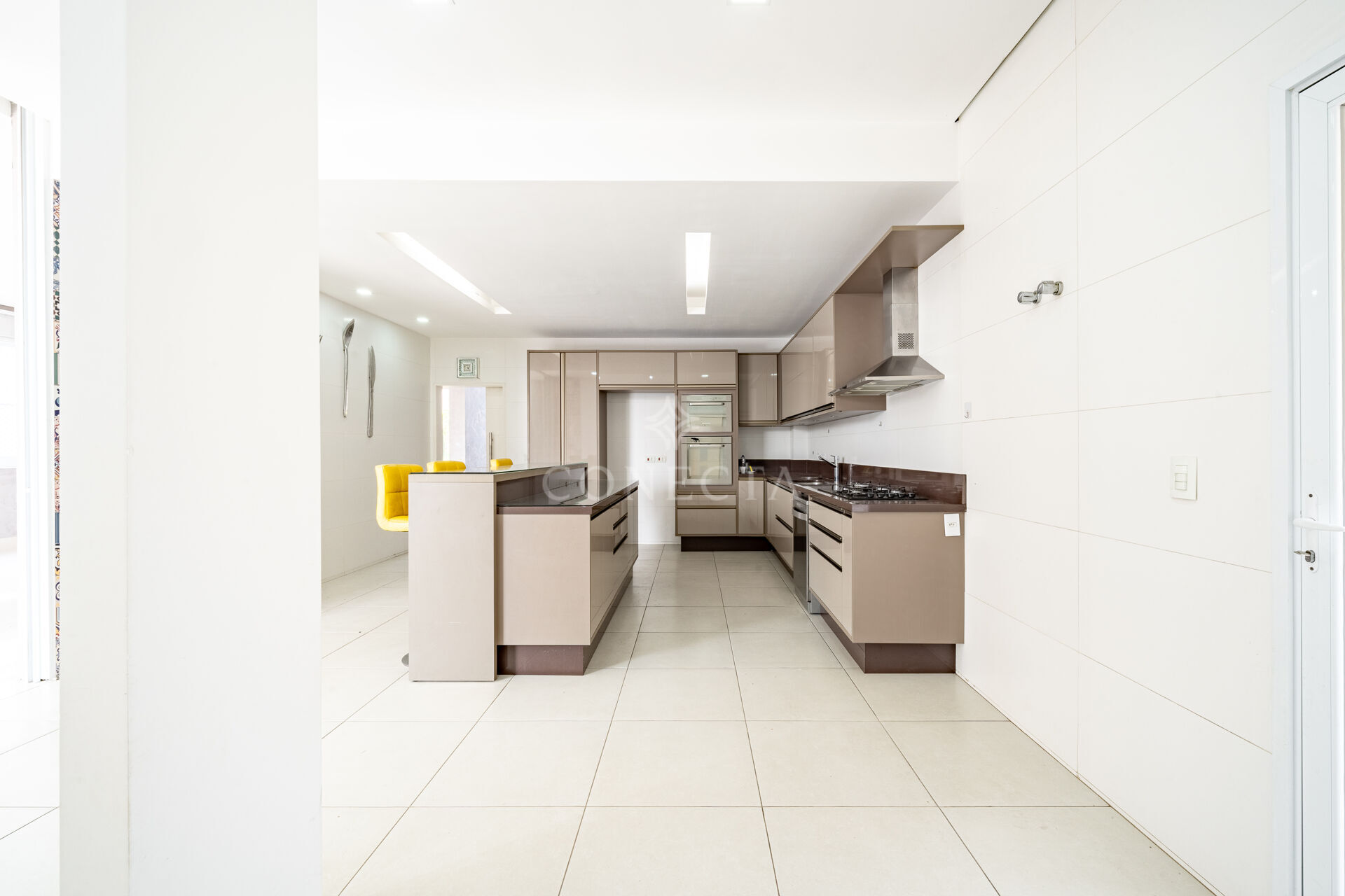 Casa à venda com 5 quartos, 680m² - Foto 12