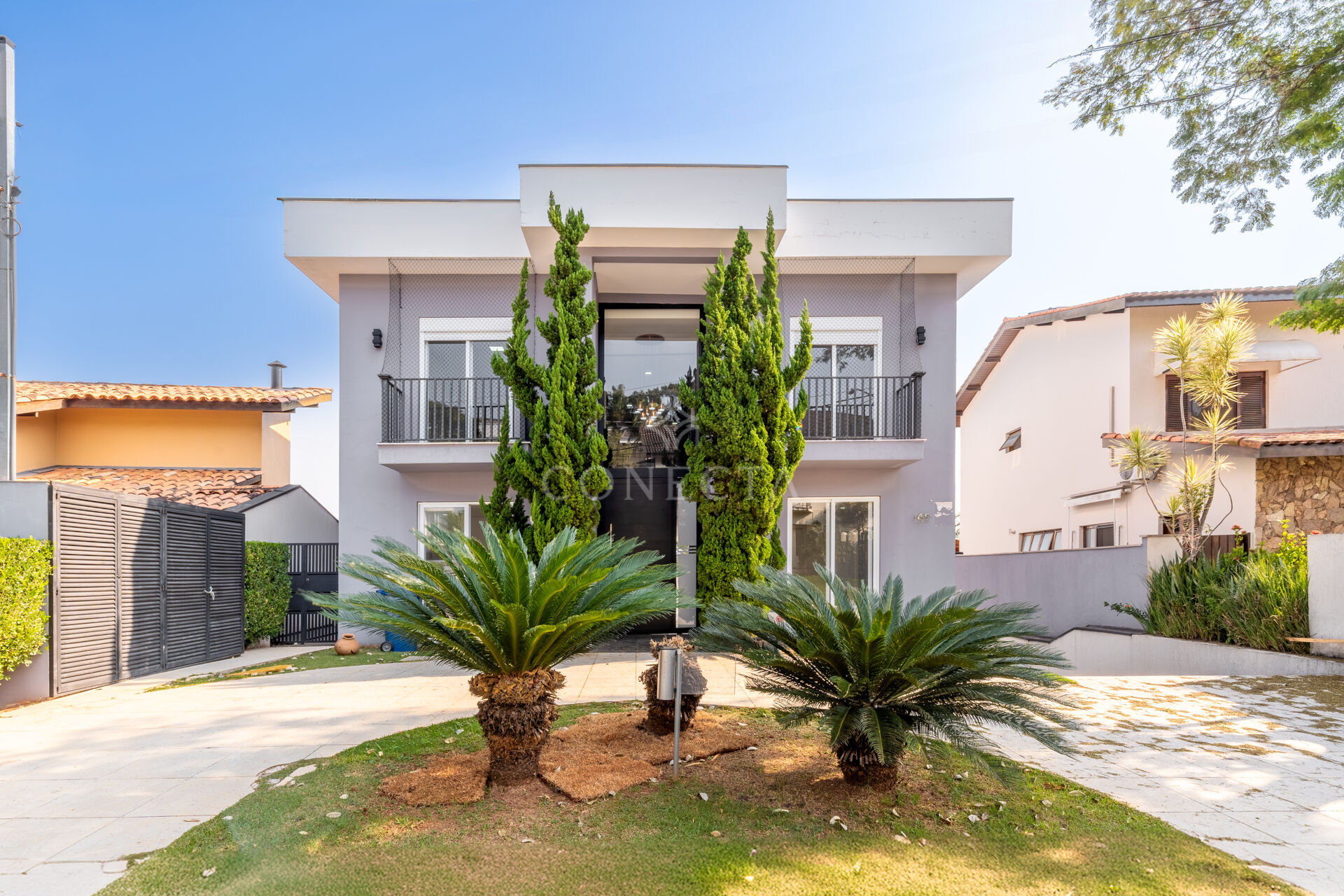 Casa à venda com 5 quartos, 680m² - Foto 1