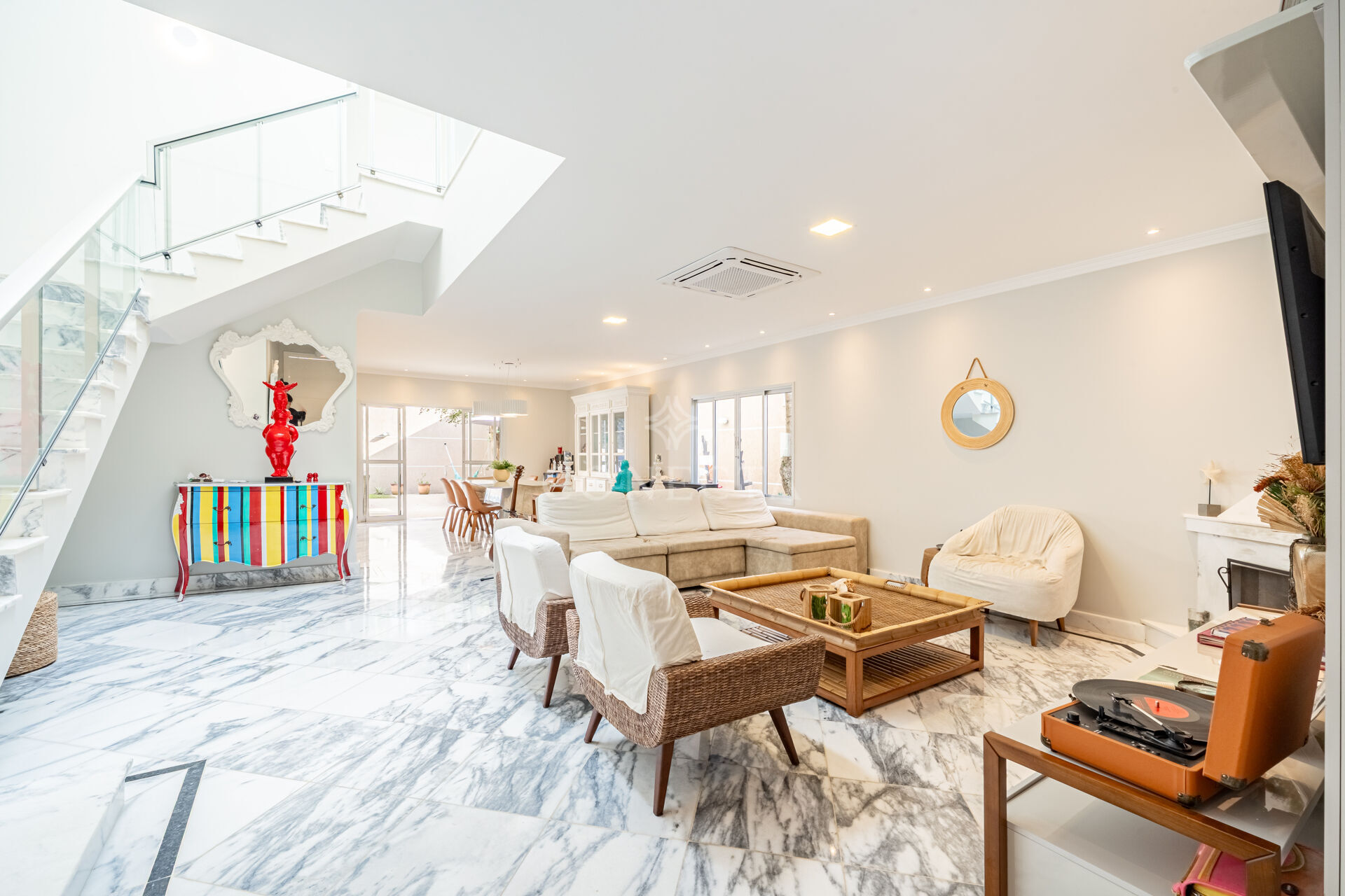Casa, 4 quartos, 240 m² - Foto 3