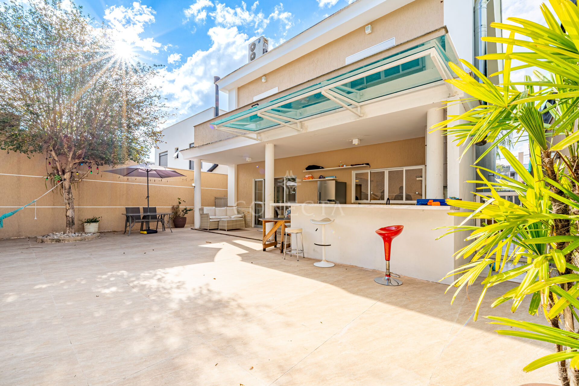 Casa, 4 quartos, 240 m² - Foto 2