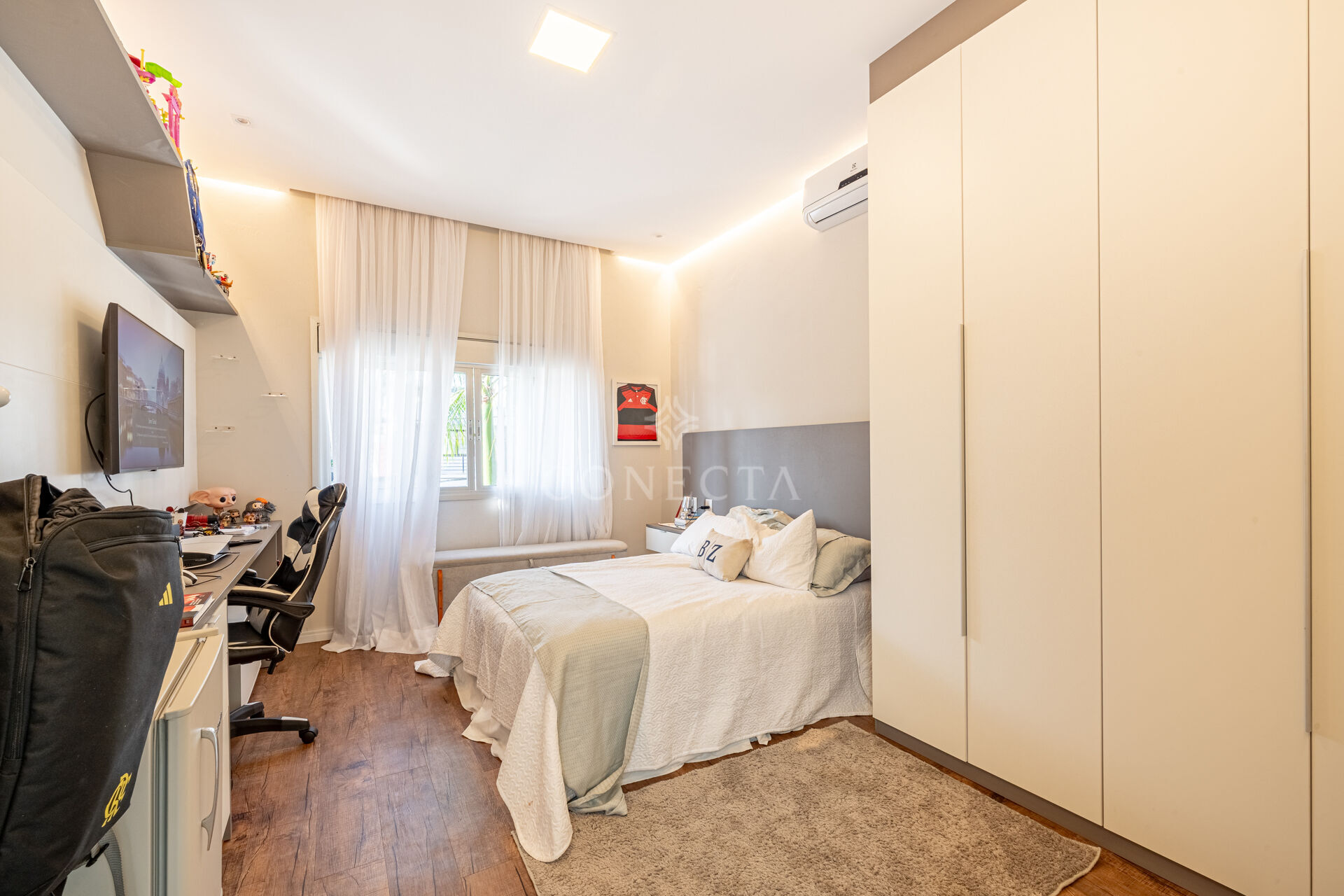 Casa, 4 quartos, 240 m² - Foto 30