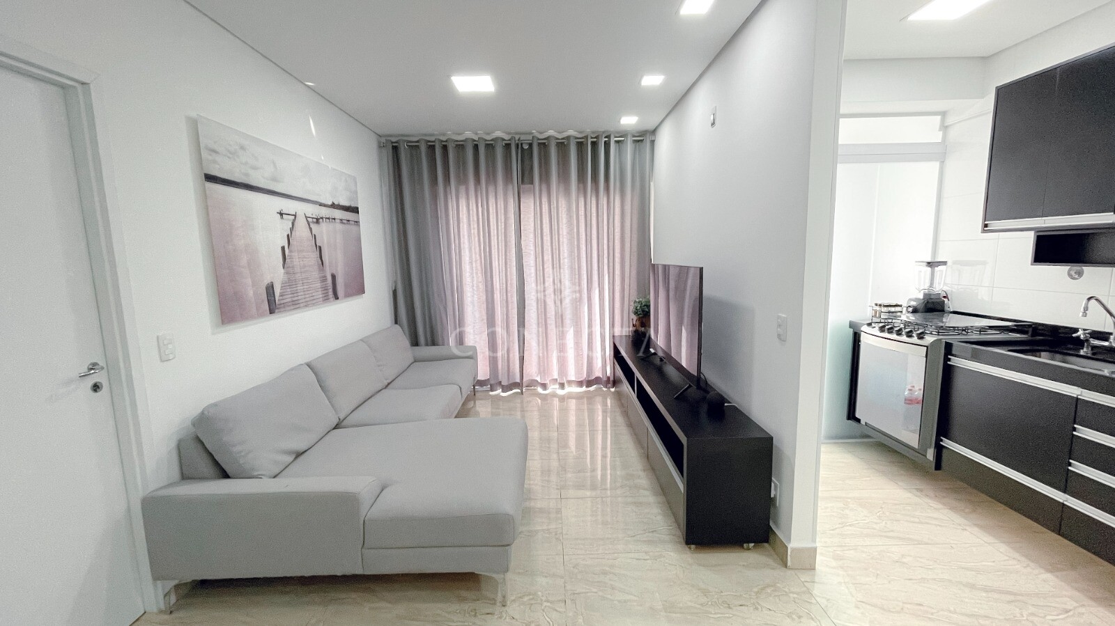 Apartamento à venda com 1 quarto, 49m² - Foto 1