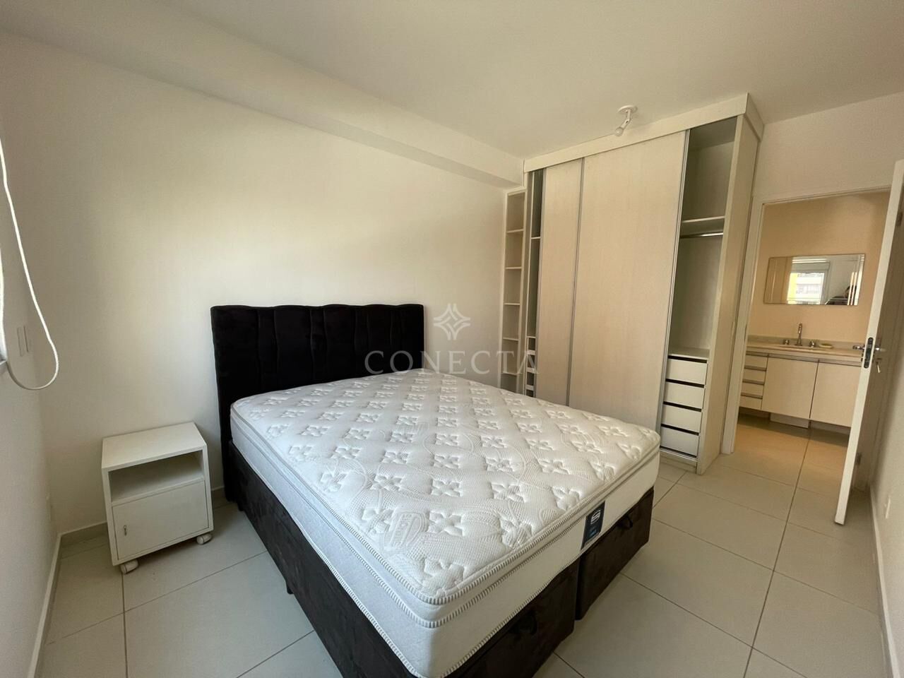 Apartamento à venda com 1 quarto, 59m² - Foto 7