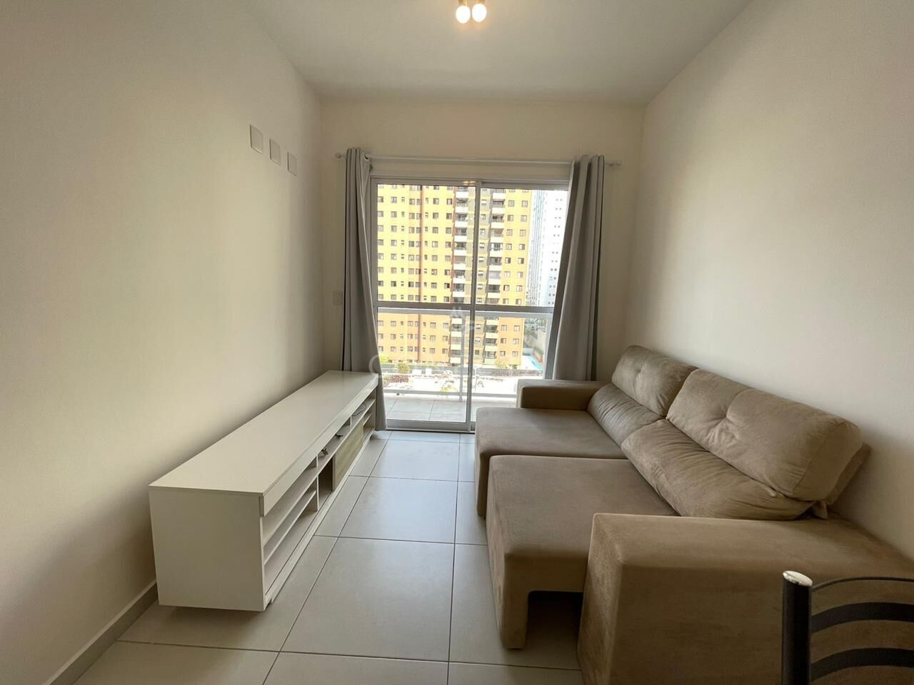 Apartamento à venda com 1 quarto, 59m² - Foto 2