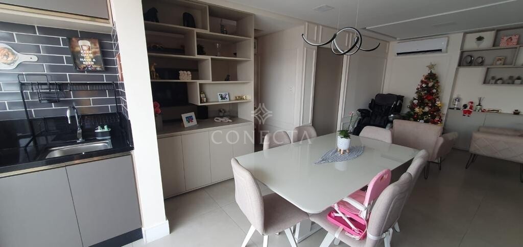 Apartamento à venda com 2 quartos, 110m² - Foto 4