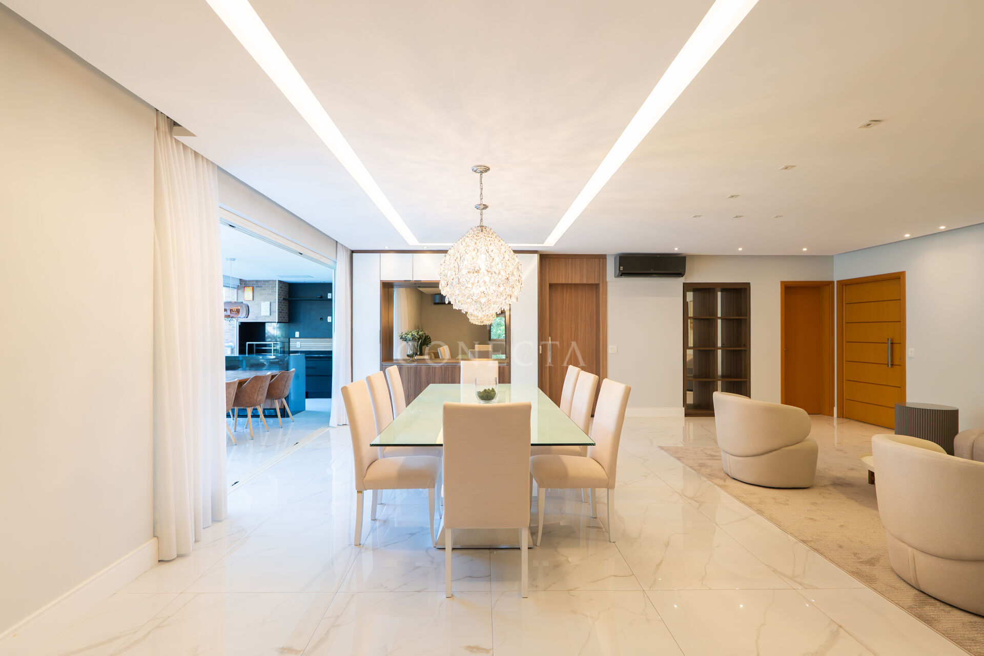 Apartamento, 3 quartos, 224 m² - Foto 1