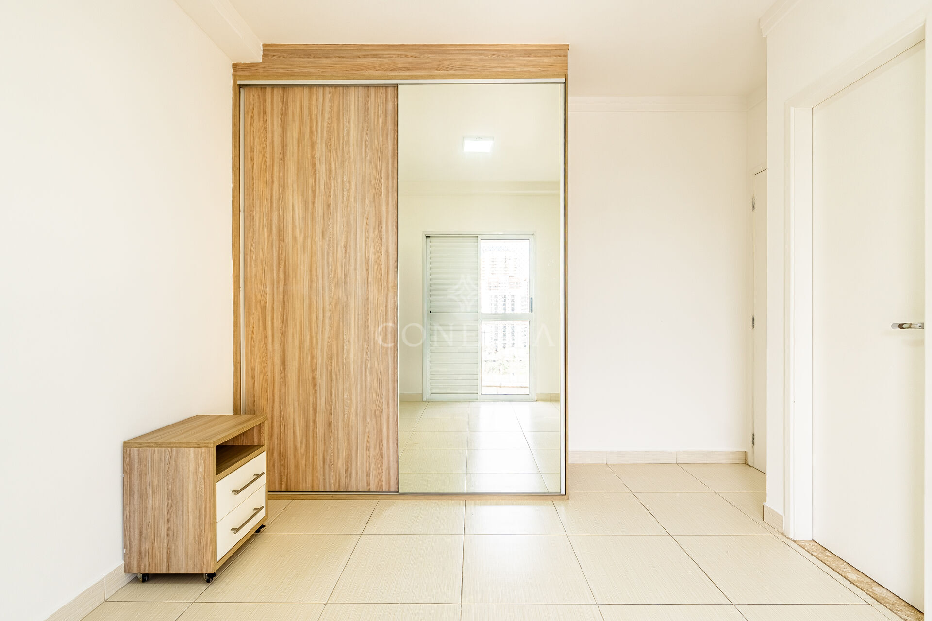 Apartamento para alugar com 2 quartos, 84m² - Foto 13