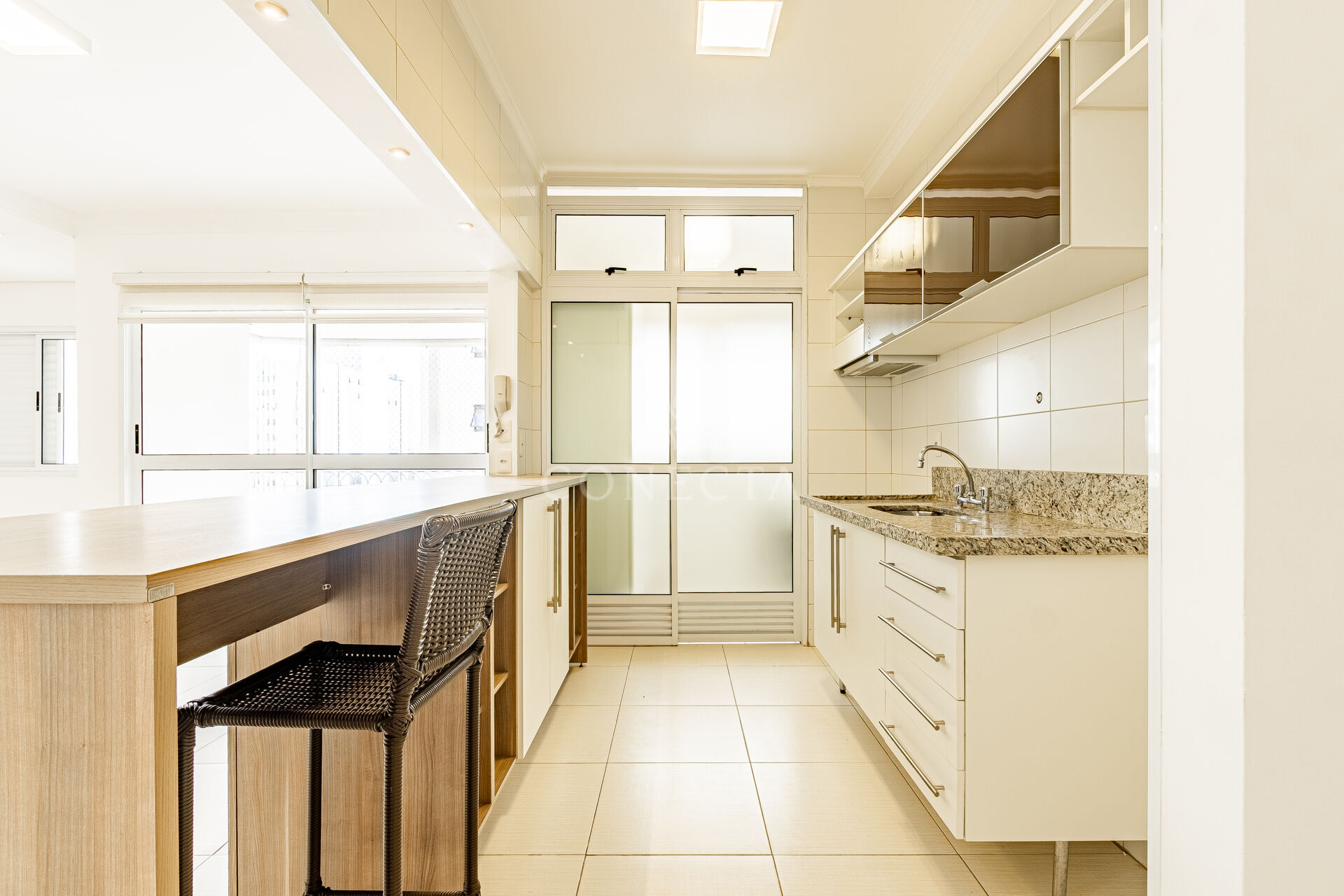 Apartamento para alugar com 2 quartos, 84m² - Foto 8