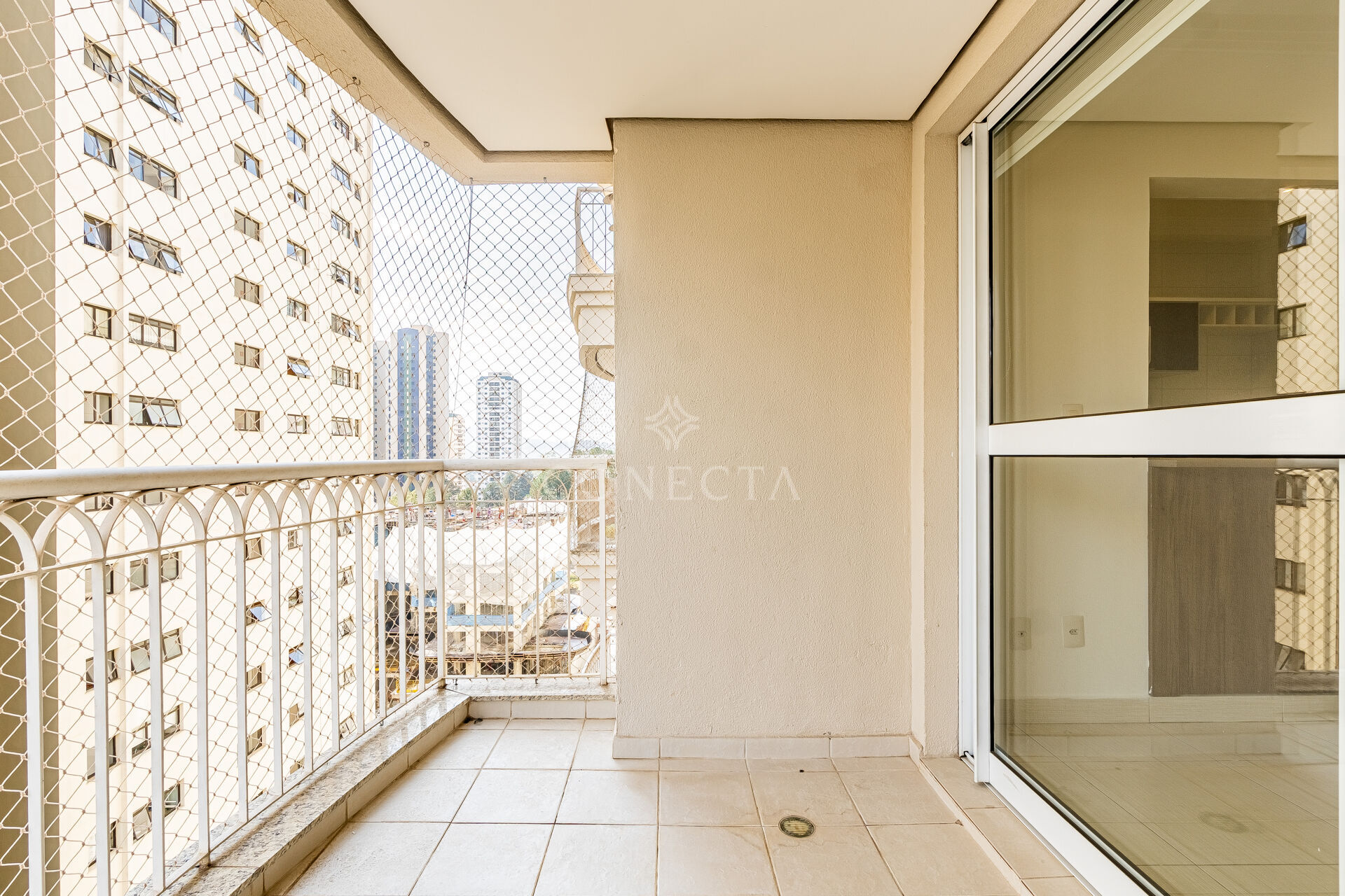 Apartamento para alugar com 2 quartos, 84m² - Foto 11