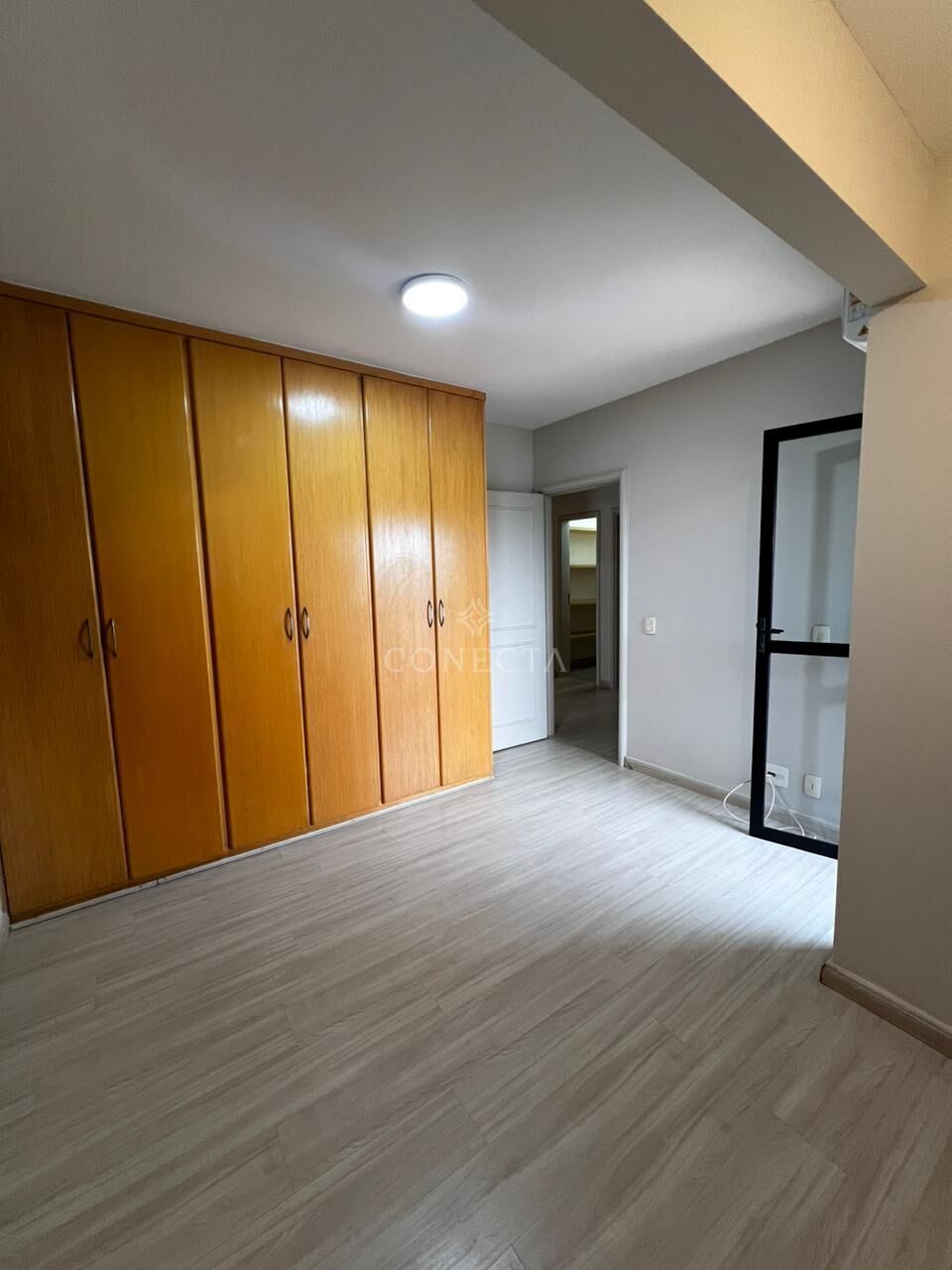 Apartamento para alugar com 4 quartos, 206m² - Foto 19