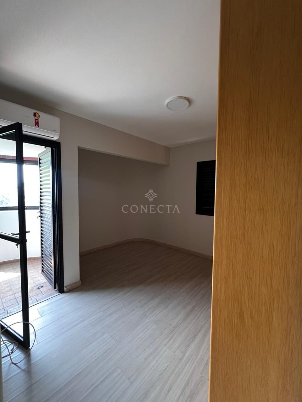 Apartamento para alugar com 4 quartos, 206m² - Foto 18