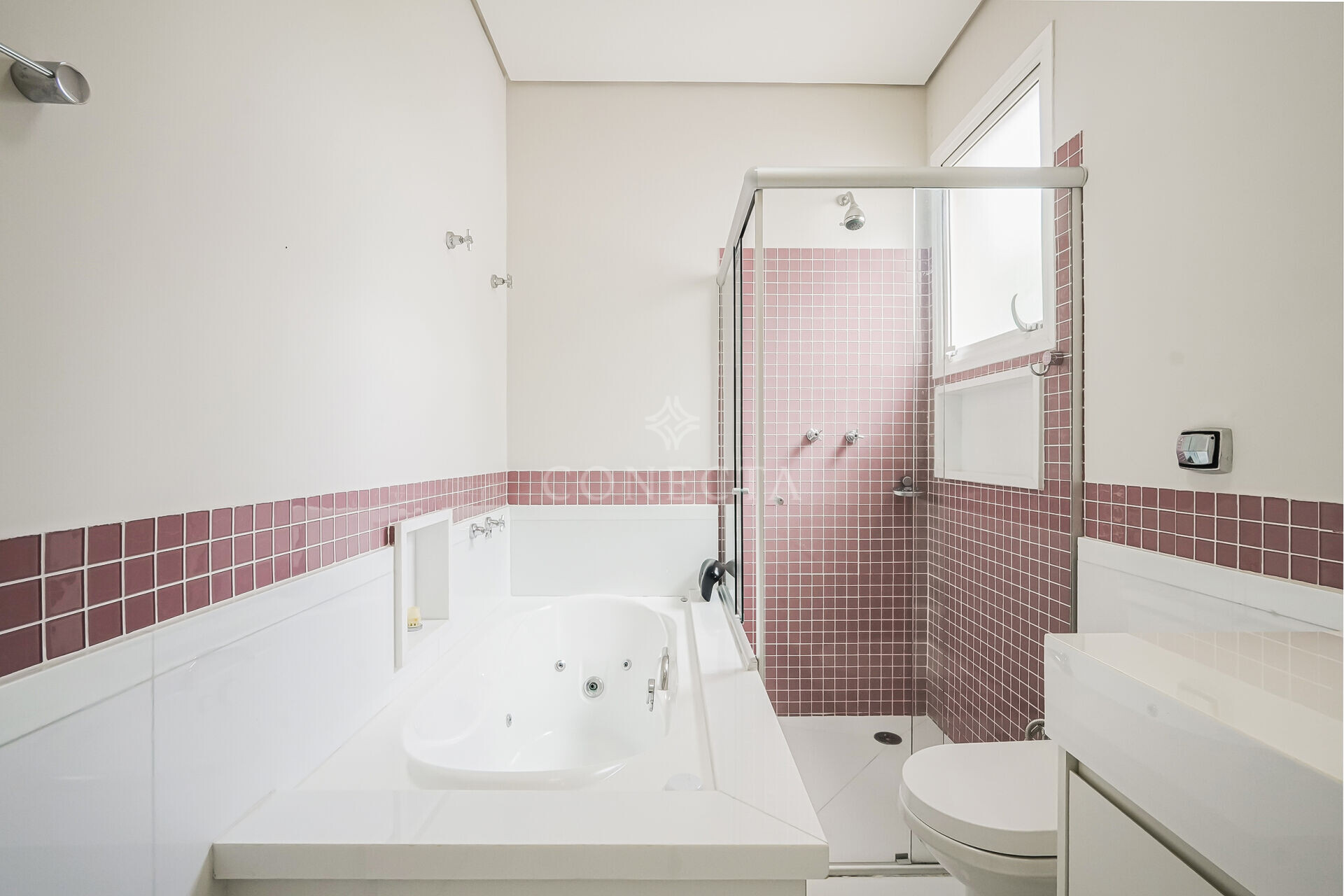 Casa para alugar com 4 quartos, 489m² - Foto 24