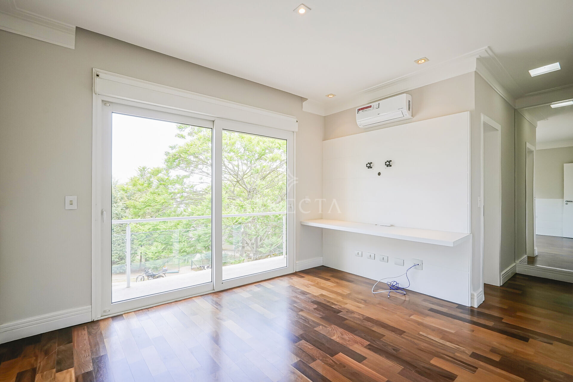 Casa para alugar com 4 quartos, 489m² - Foto 22