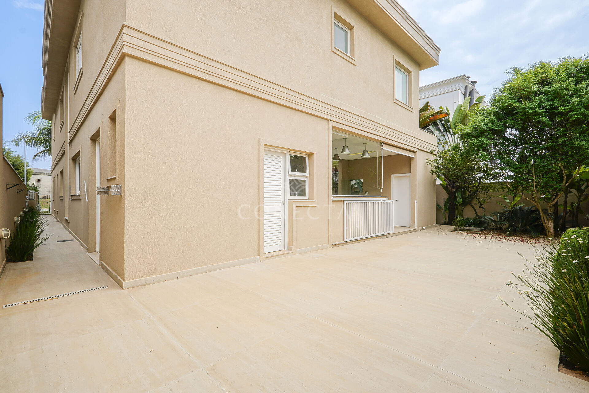 Casa para alugar com 4 quartos, 489m² - Foto 16