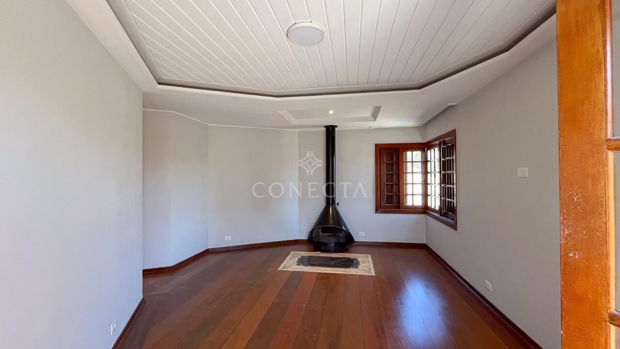 Casa para alugar com 4 quartos, 600m² - Foto 11