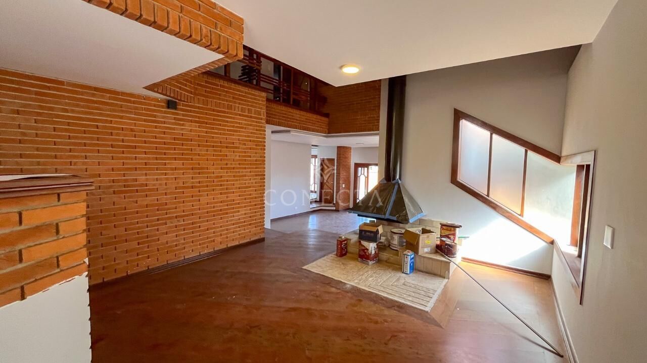 Casa para alugar com 4 quartos, 600m² - Foto 4