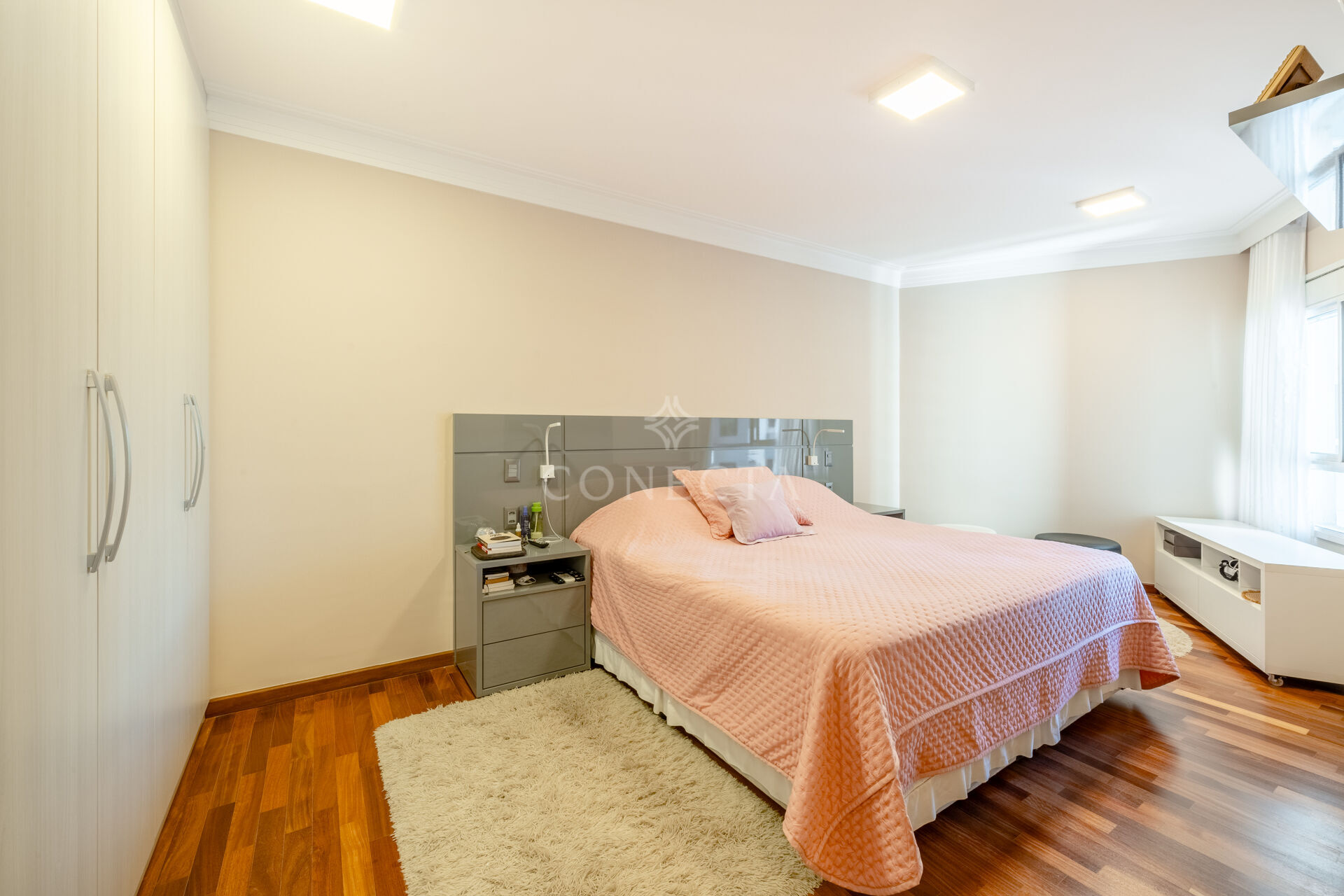 Apartamento à venda com 3 quartos, 196m² - Foto 17