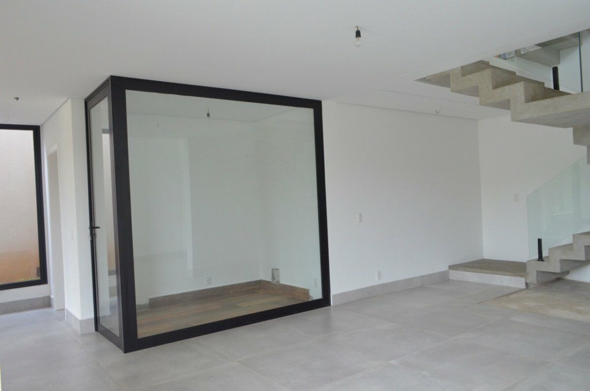 Casa à venda com 4 quartos, 460m² - Foto 14