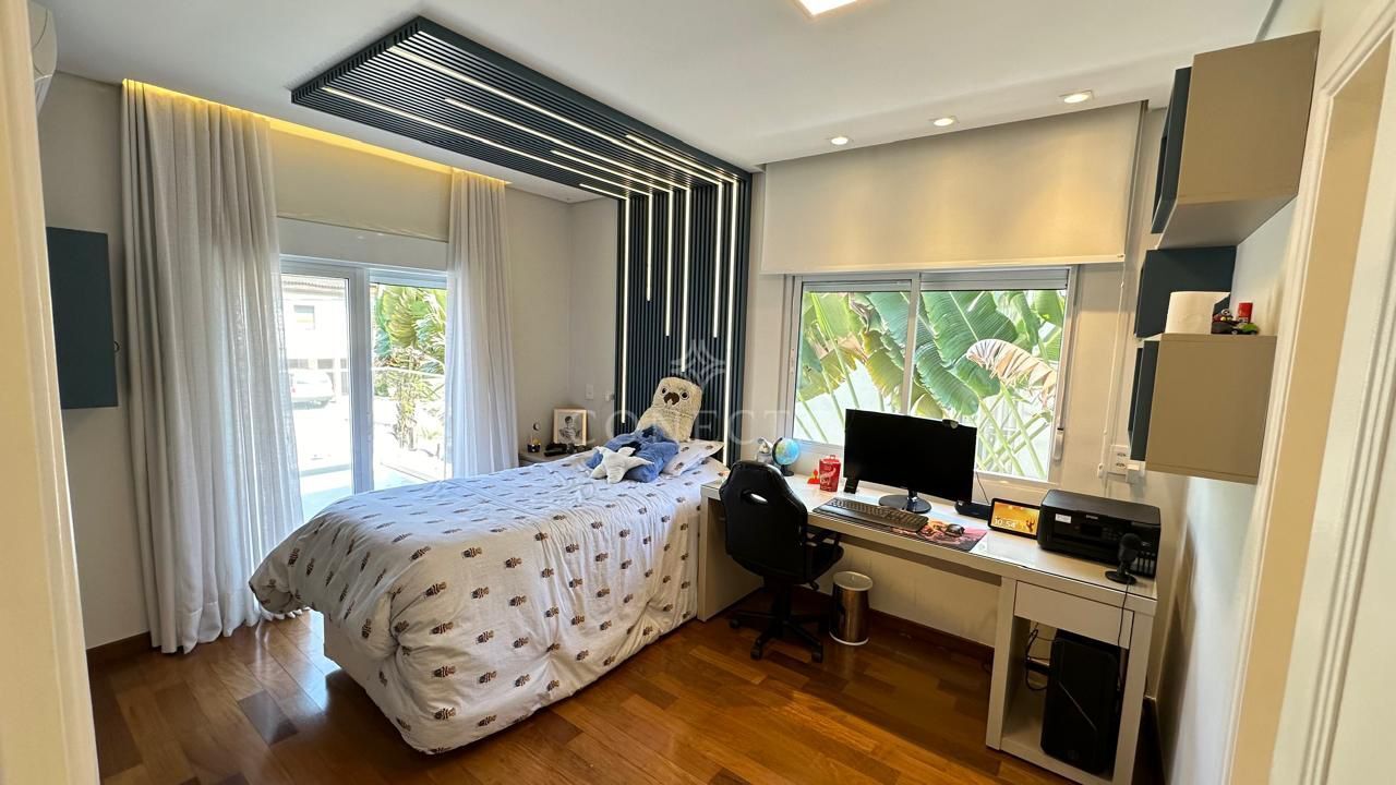 Casa à venda com 4 quartos, 530m² - Foto 15