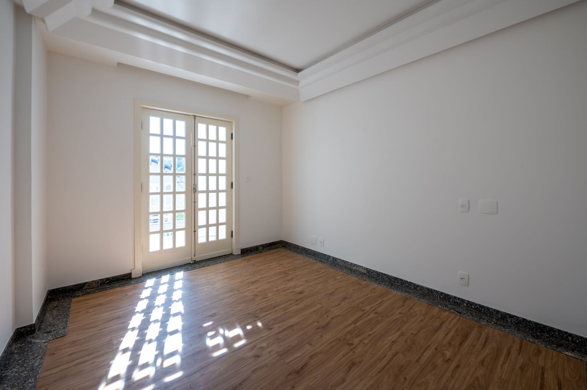 Casa à venda com 4 quartos, 1200m² - Foto 13