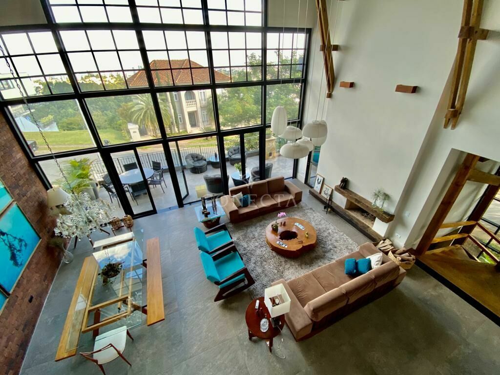 Casa para alugar com 4 quartos, 500m² - Foto 9