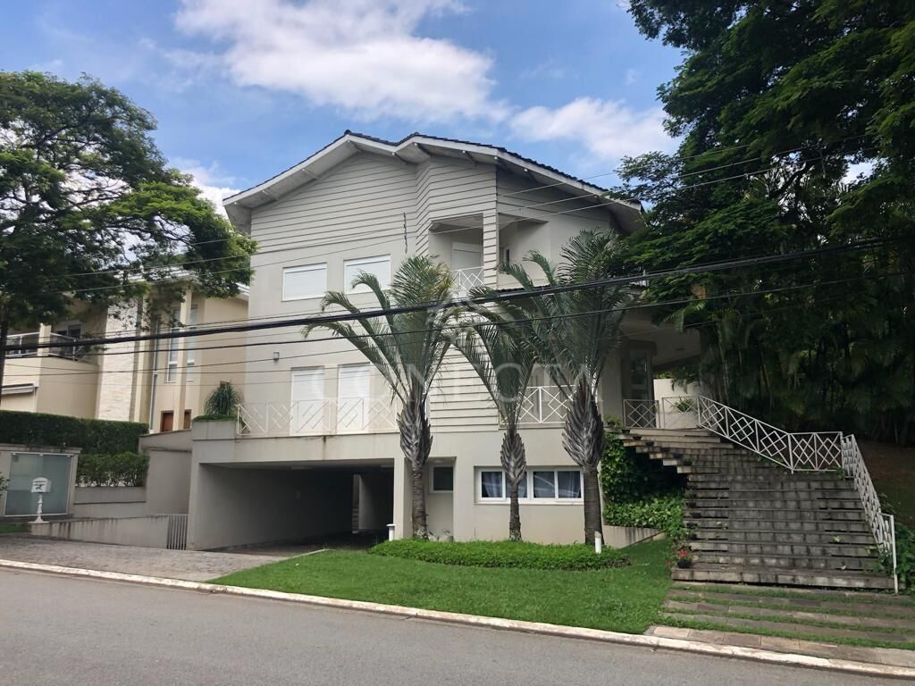 Casa à venda com 4 quartos, 578m² - Foto 1