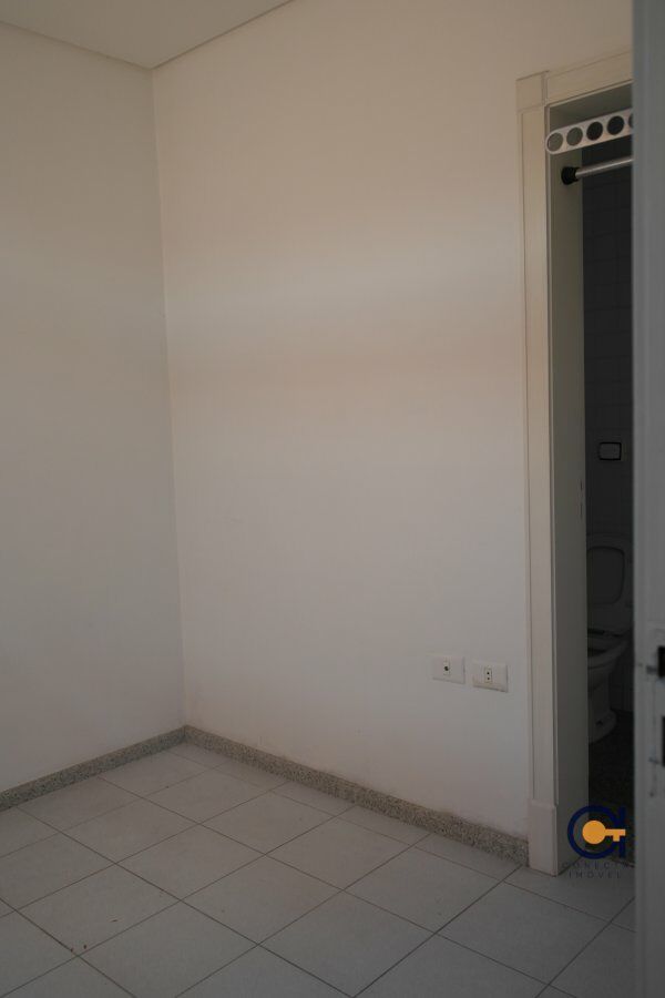 Casa à venda com 4 quartos, 400m² - Foto 8