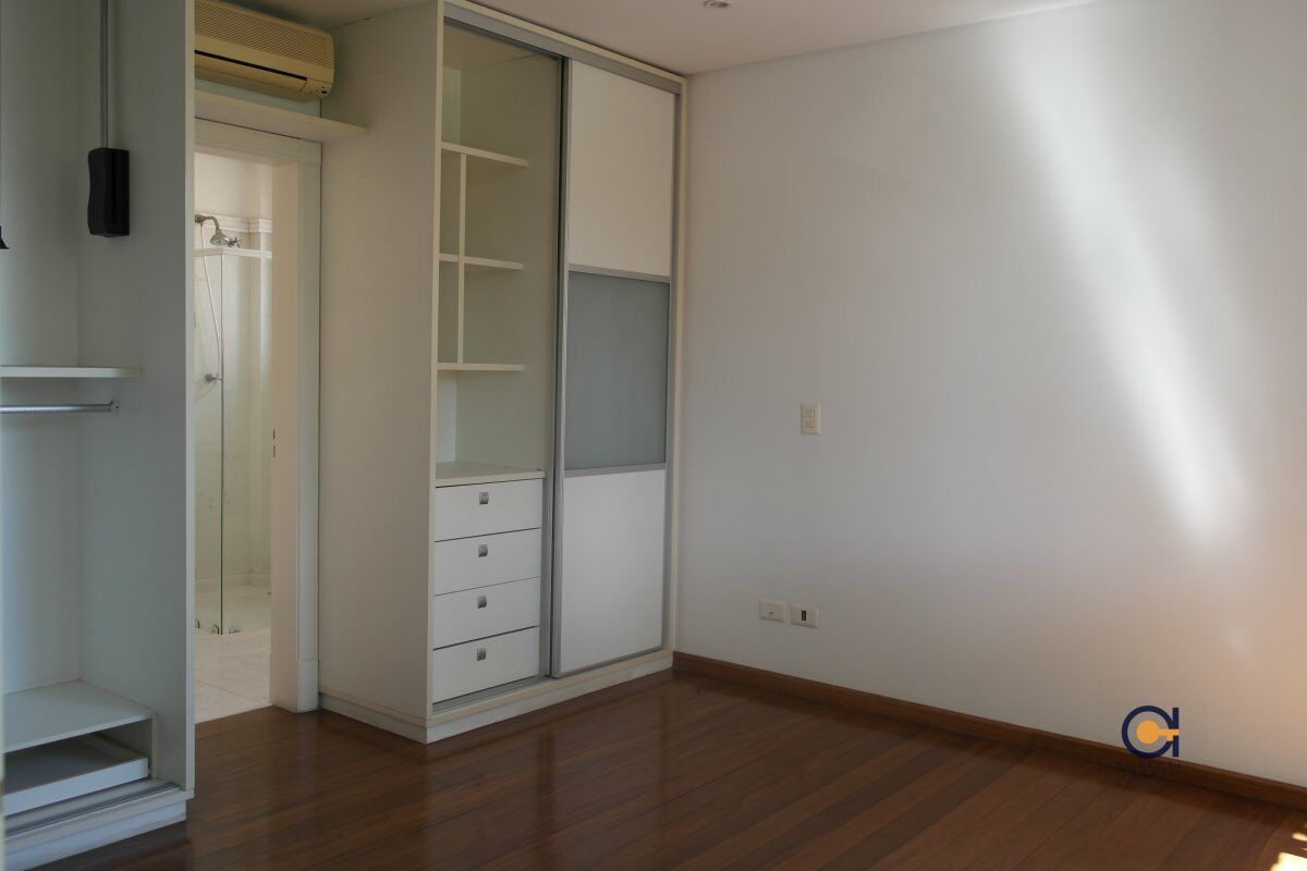 Casa à venda com 4 quartos, 400m² - Foto 19