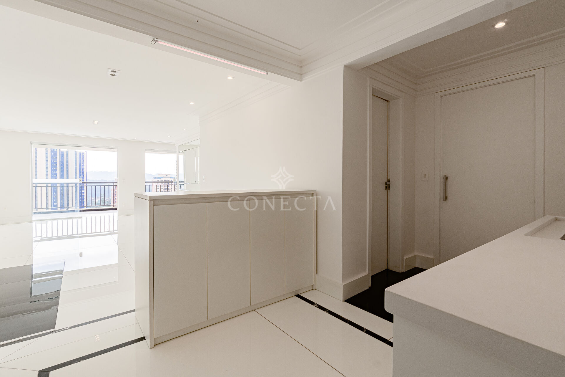 Apartamento à venda com 3 quartos, 170m² - Foto 13