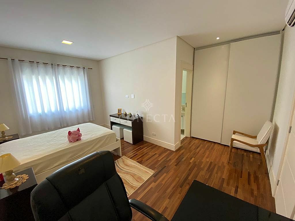 Casa, 4 quartos, 350 m² - Foto 24