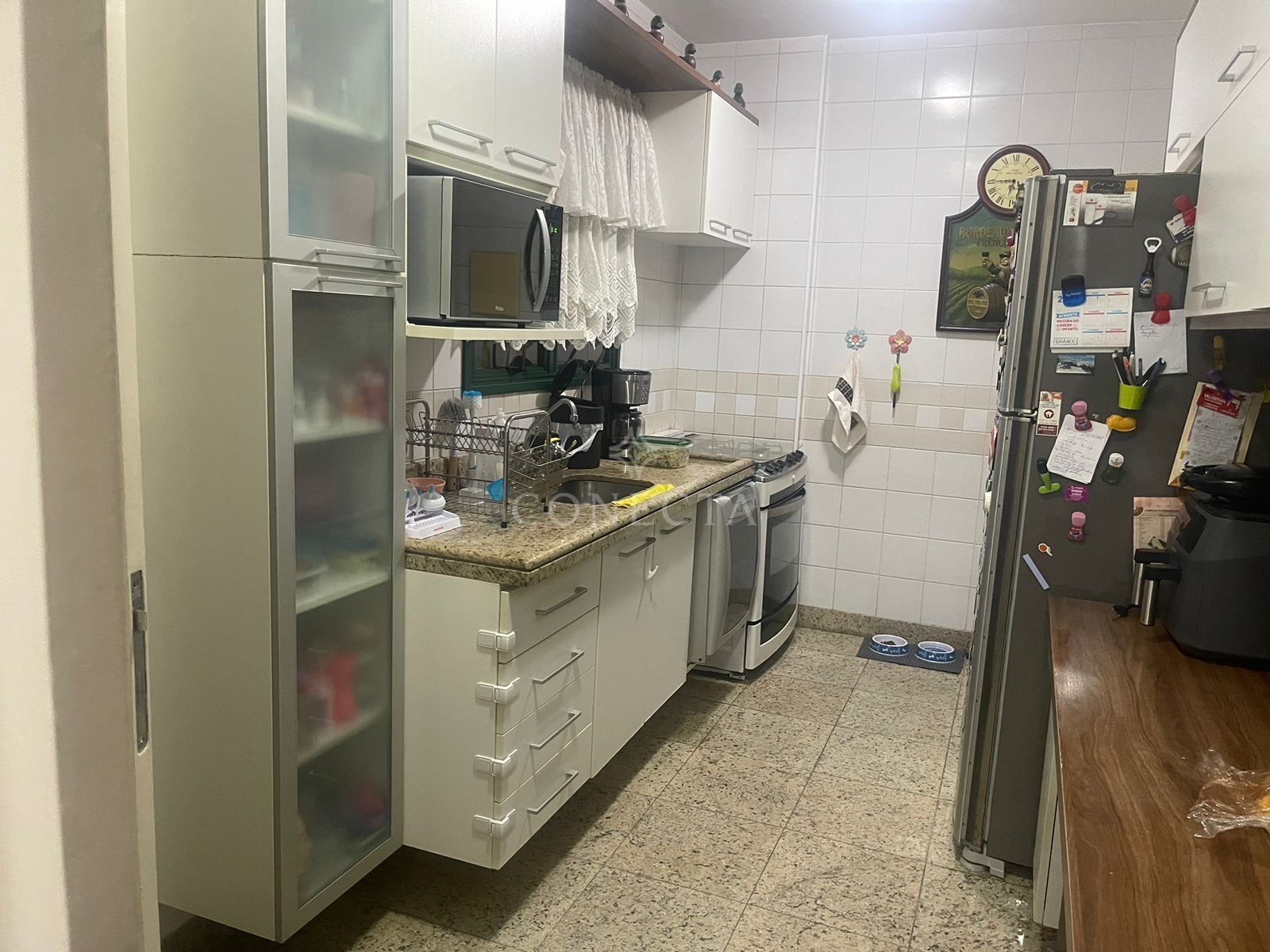 Apartamento à venda com 3 quartos, 94m² - Foto 4