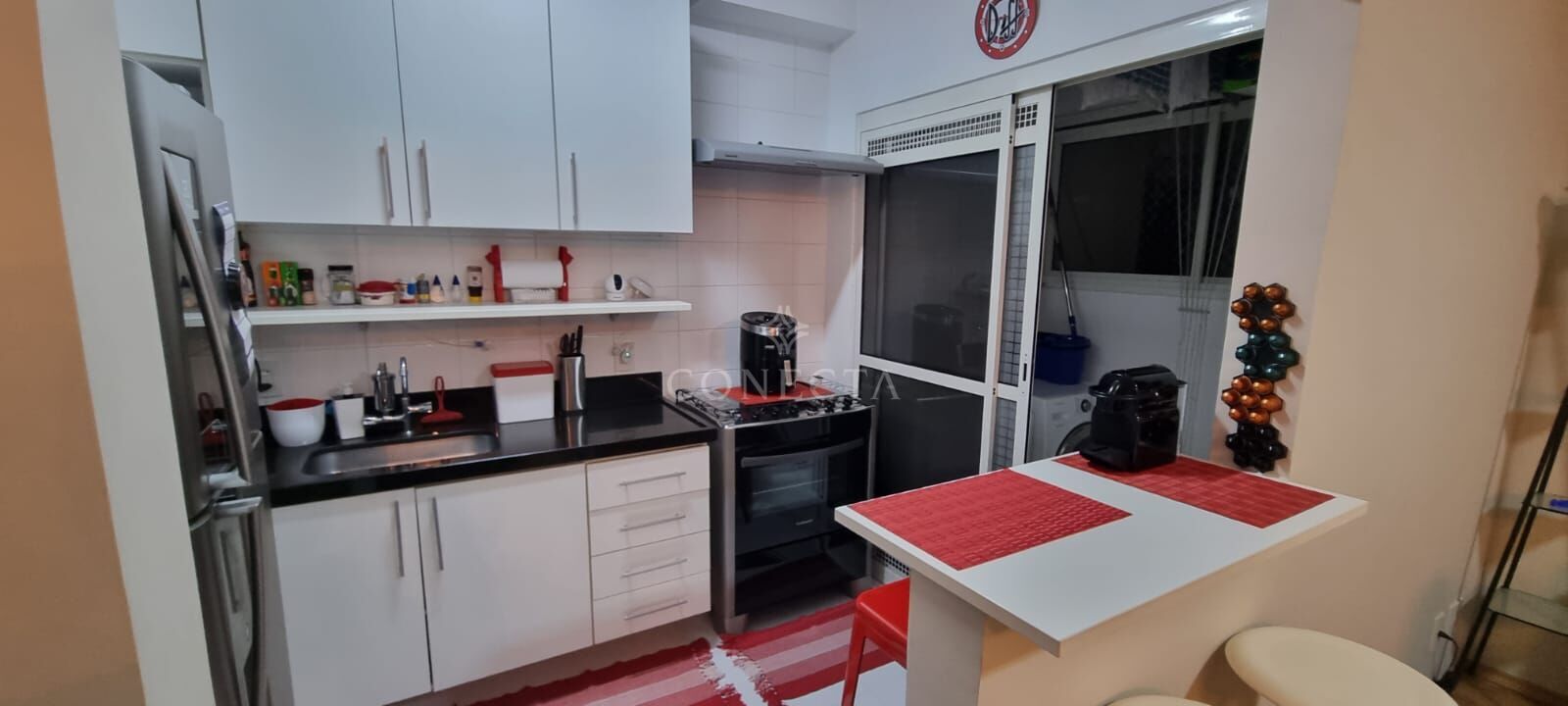 Apartamento à venda com 2 quartos, 82m² - Foto 2