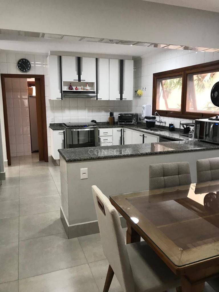 Casa, 4 quartos, 310 m² - Foto 10