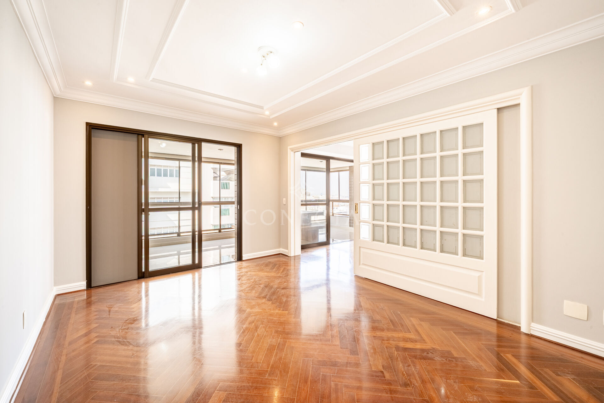 Apartamento para alugar com 4 quartos, 288m² - Foto 14