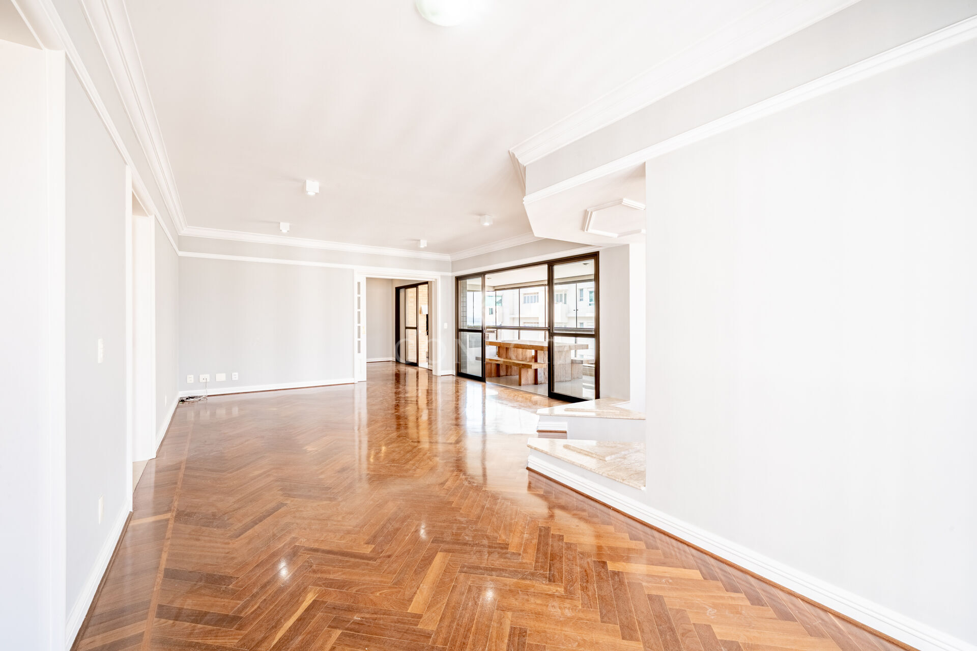 Apartamento para alugar com 4 quartos, 288m² - Foto 10
