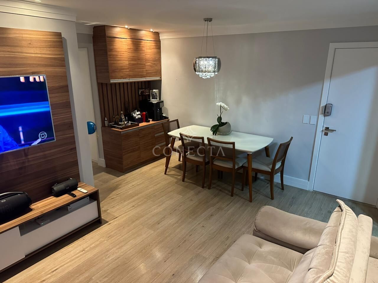 Apartamento à venda com 3 quartos, 87m² - Foto 2