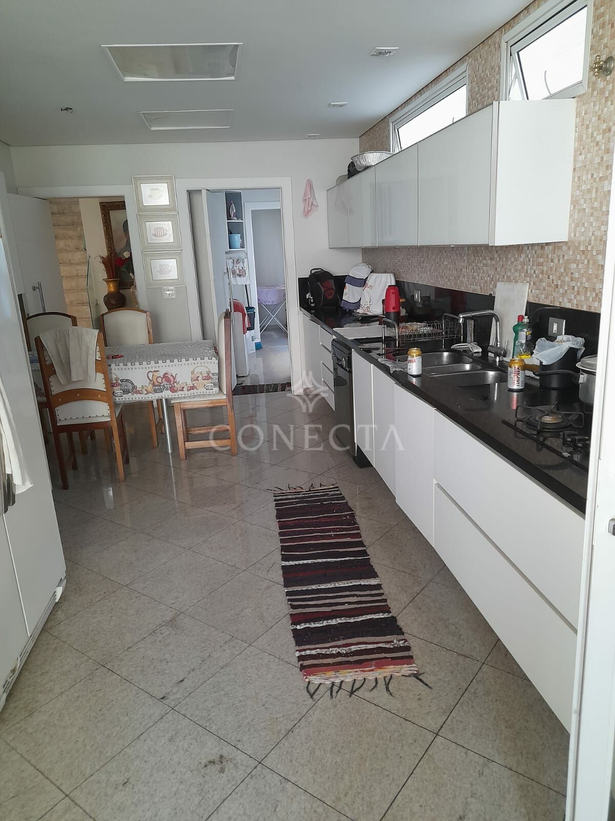 Casa à venda com 4 quartos, 380m² - Foto 14