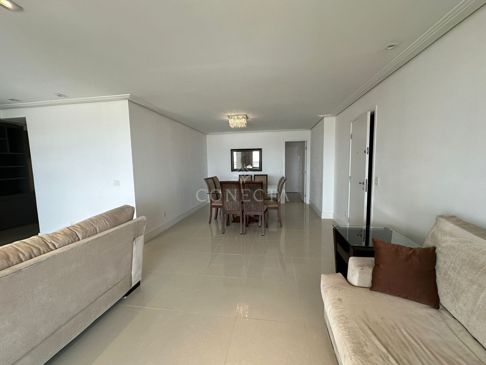 Apartamento à venda com 3 quartos, 170m² - Foto 4