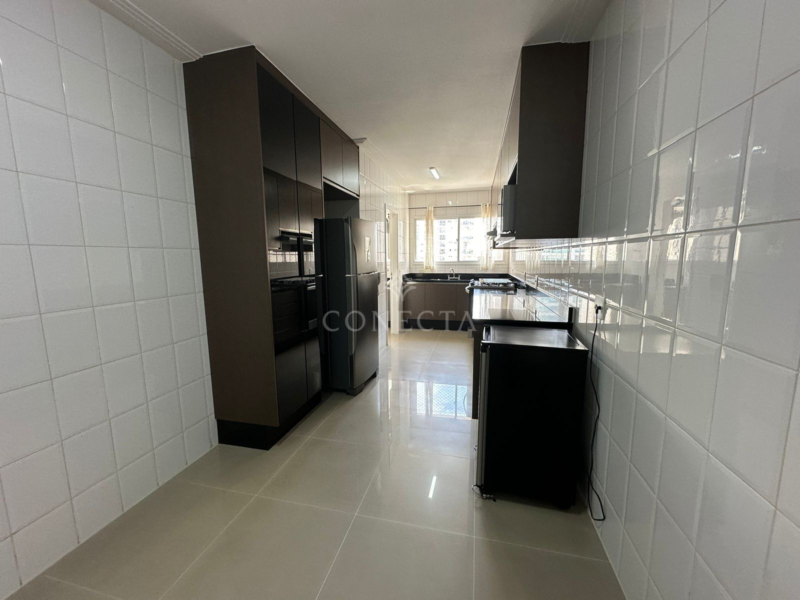 Apartamento à venda com 3 quartos, 170m² - Foto 8