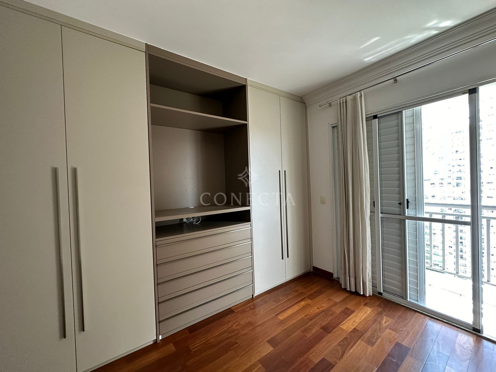 Apartamento à venda com 3 quartos, 170m² - Foto 12