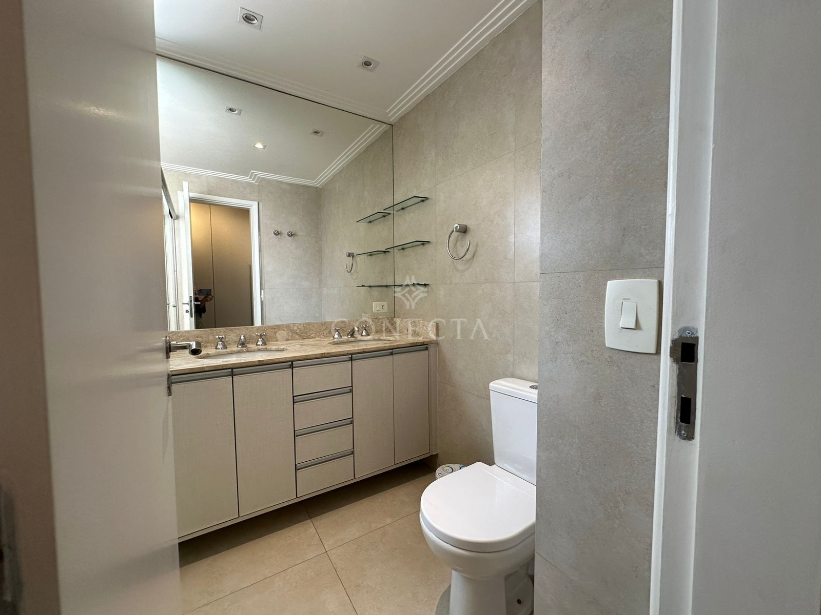 Apartamento à venda com 3 quartos, 170m² - Foto 14