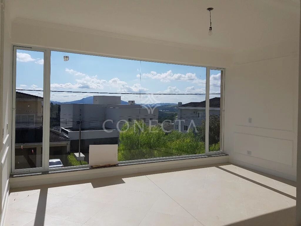 Casa à venda com 3 quartos, 275m² - Foto 2