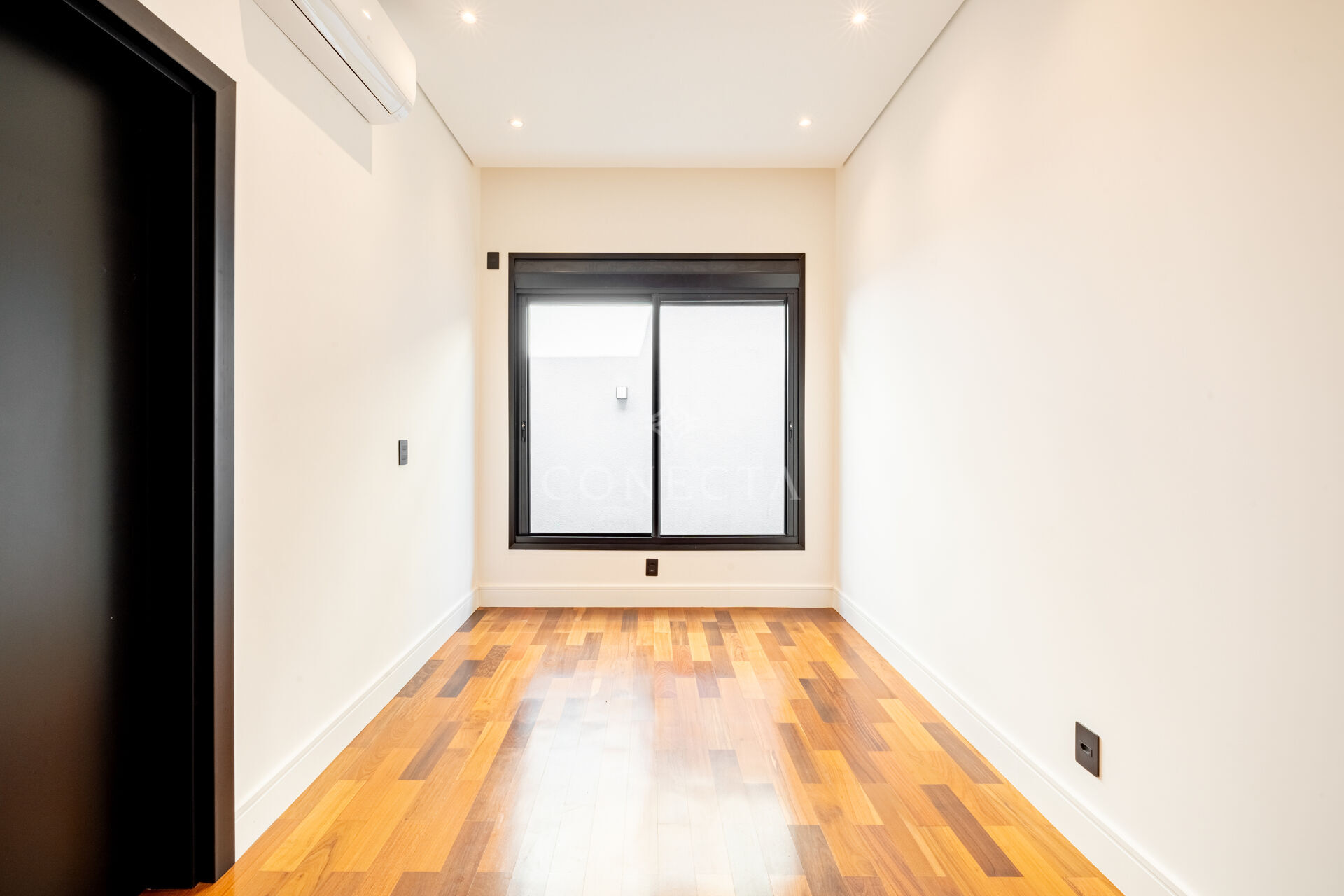 Casa à venda com 4 quartos, 267m² - Foto 17