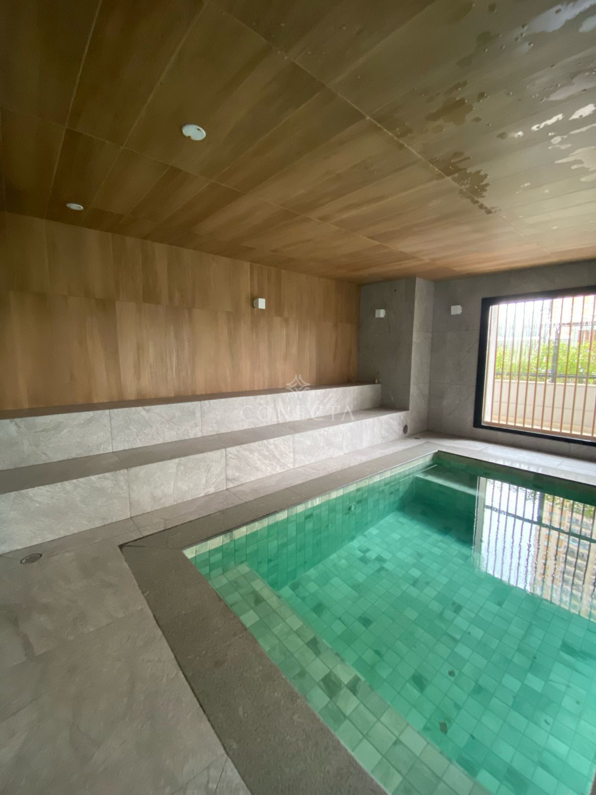 Apartamento para alugar com 2 quartos, 76m² - Foto 13