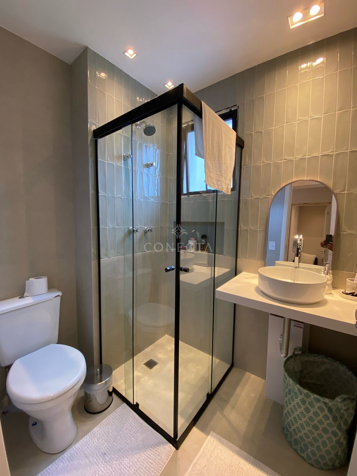 Apartamento para alugar com 2 quartos, 76m² - Foto 9