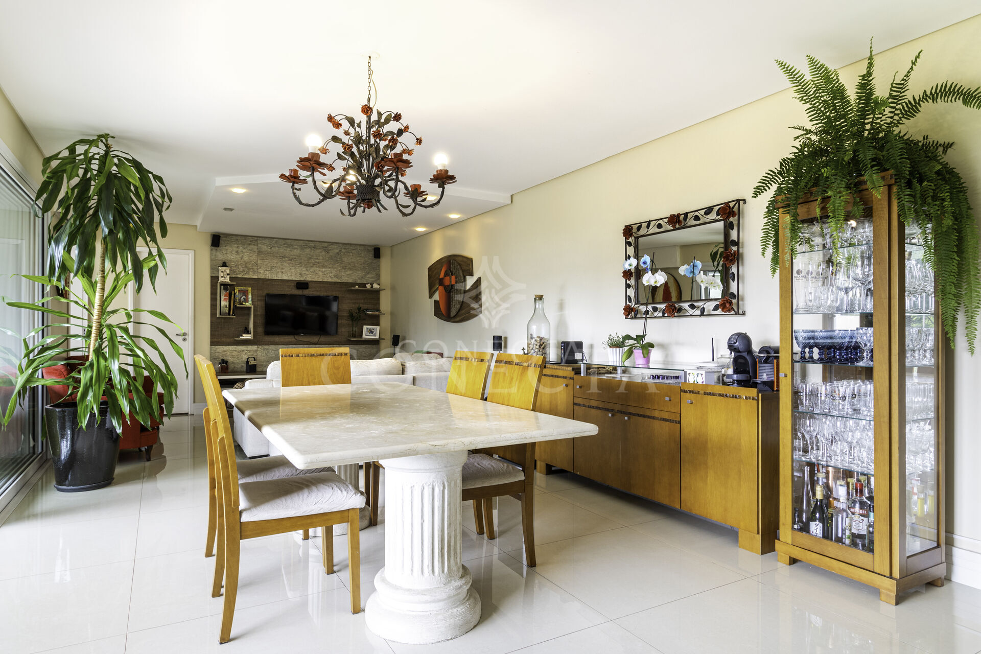 Apartamento, 4 quartos, 196 m² - Foto 1