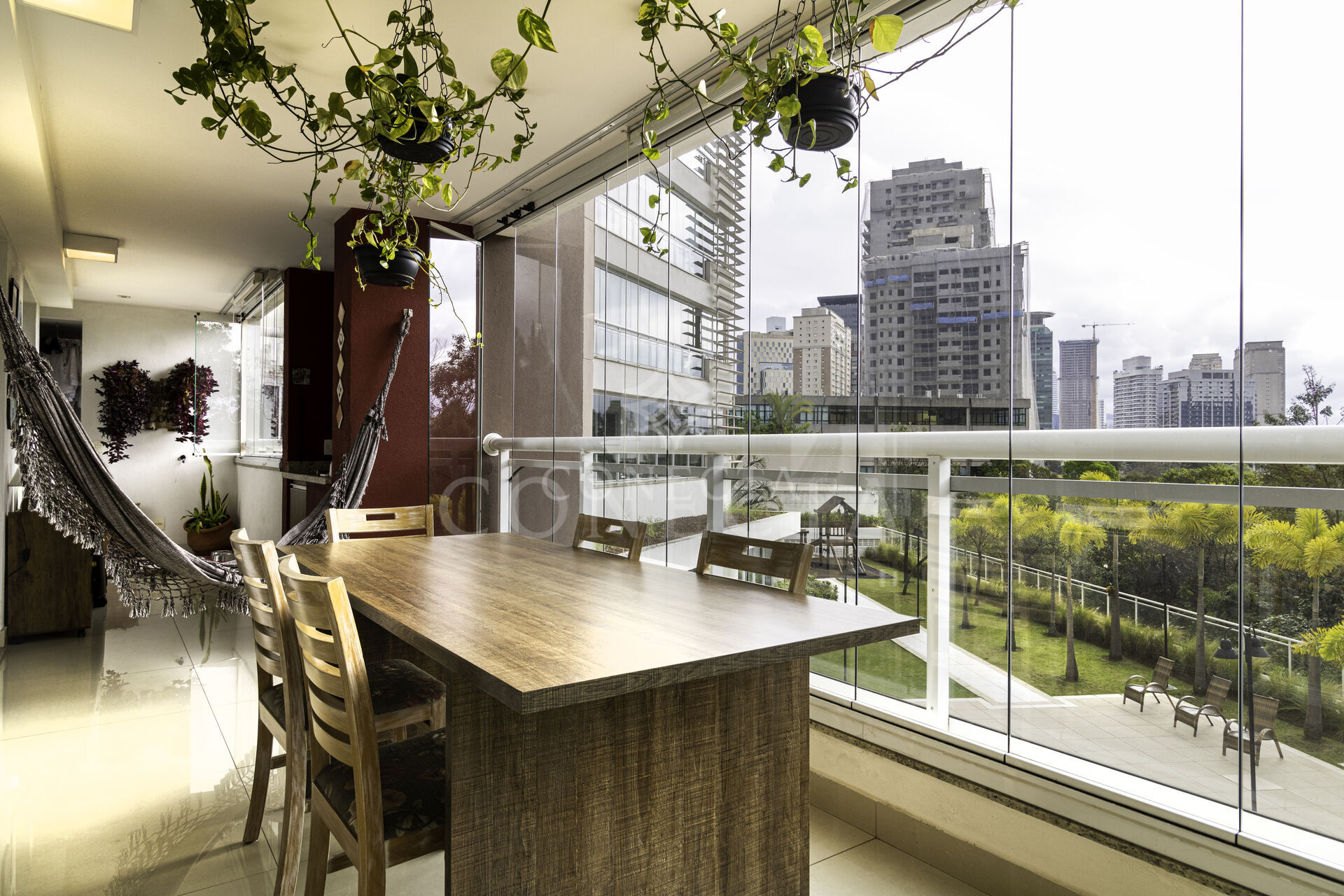 Apartamento, 4 quartos, 196 m² - Foto 4