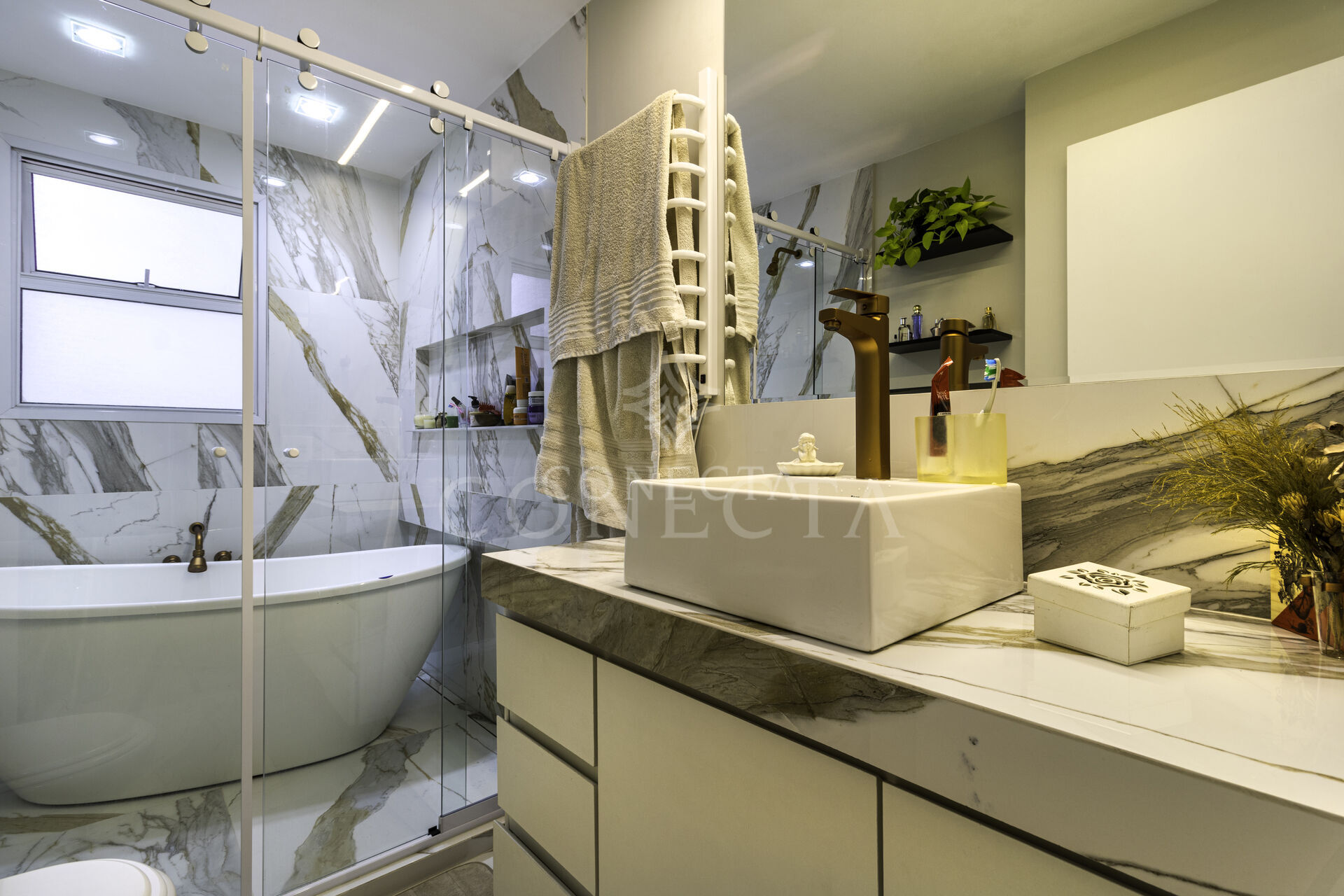 Apartamento, 4 quartos, 196 m² - Foto 11