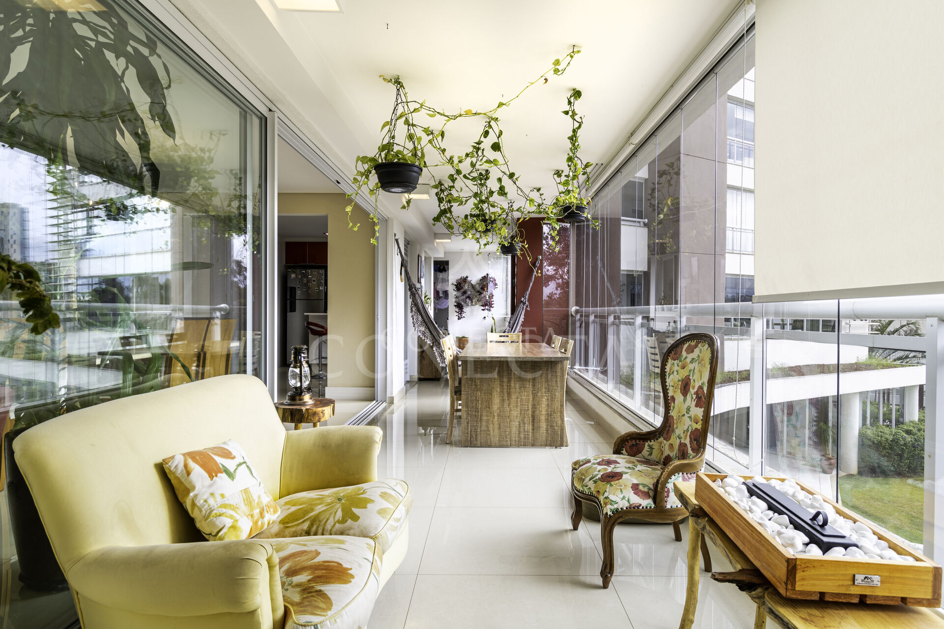 Apartamento, 4 quartos, 196 m² - Foto 2